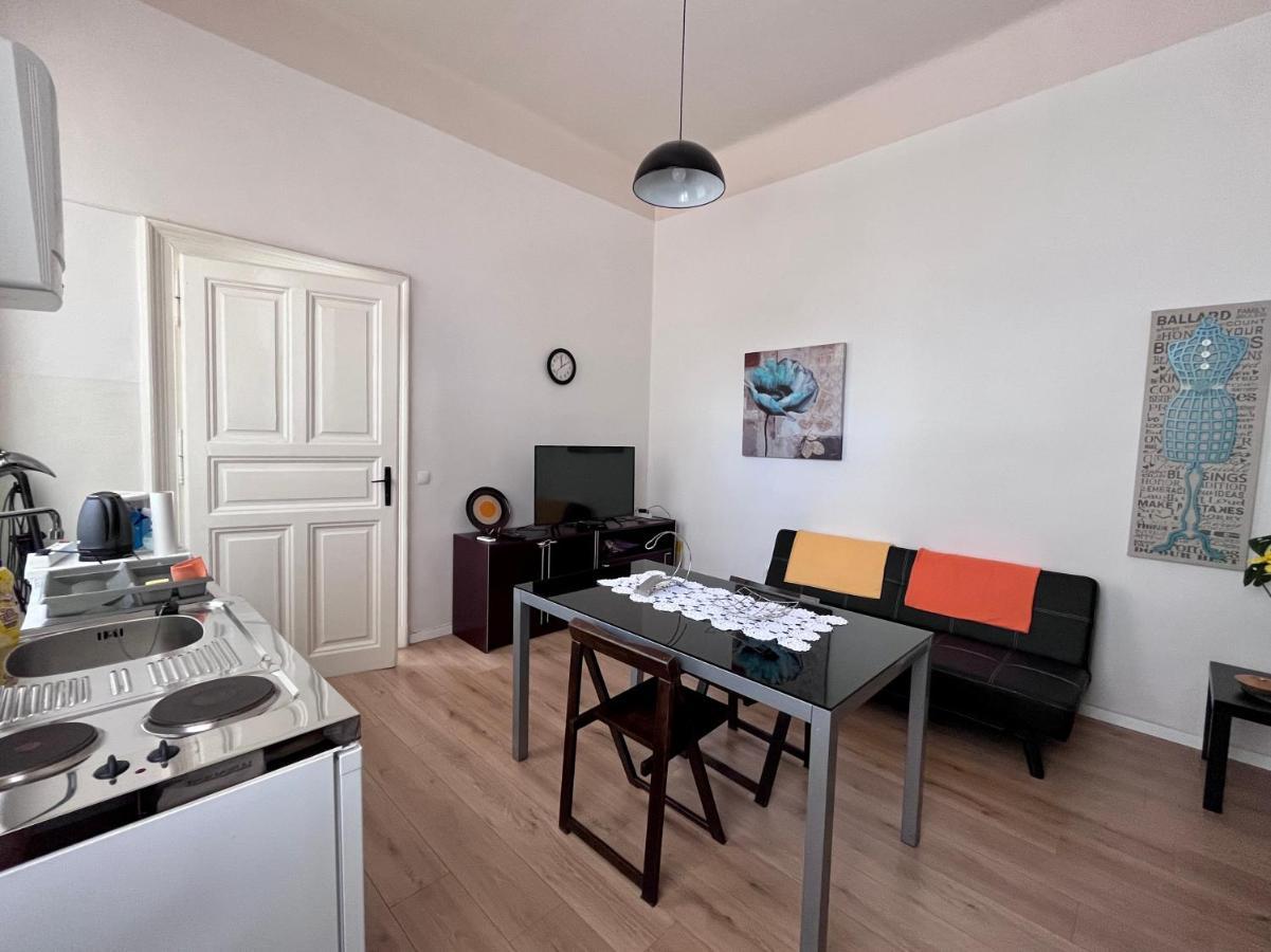 Apartment Platana Rijeka Exterior photo
